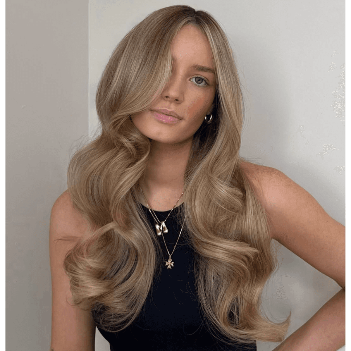 brown butter blonde long blowout
